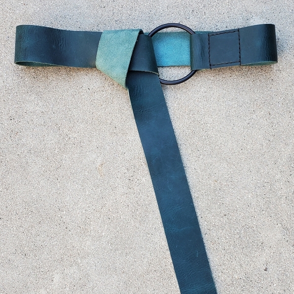 Handmade/Sewn Turquoise BELT w/ Ring Tie in Vegetable Tanned Leather - Picture 3 of 8